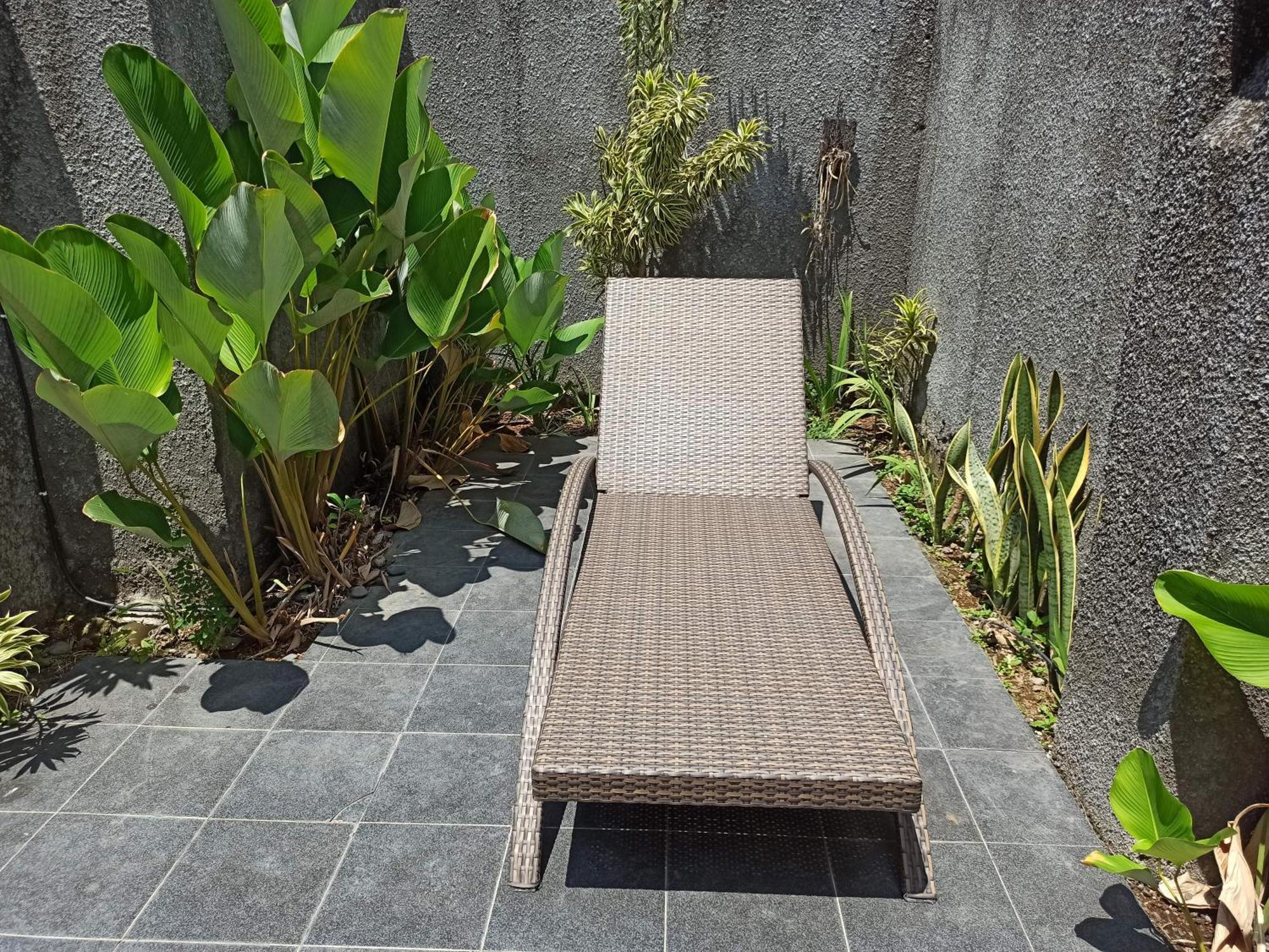 Villa Lovecho Canggu Exterior foto